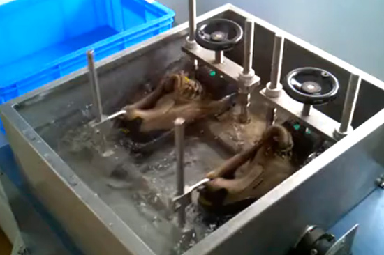 防水鞋動(dòng)態(tài)防水測(cè)試